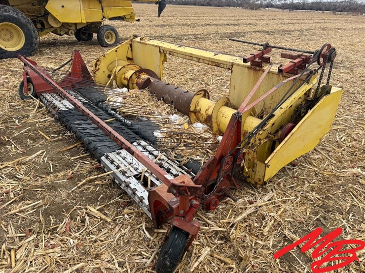 new-holland-960-image-1