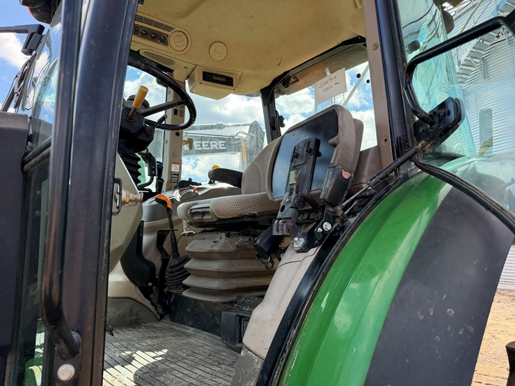 john-deere-5100mh-image-44