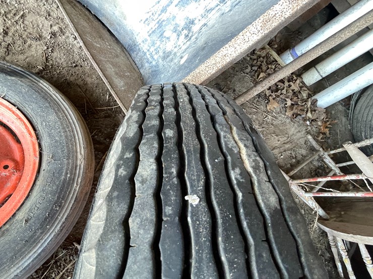 #6079-•-(2)-implement-tires-image-9