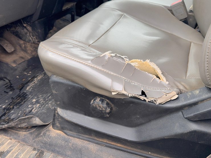 2018-ford-f350-xl-image-27