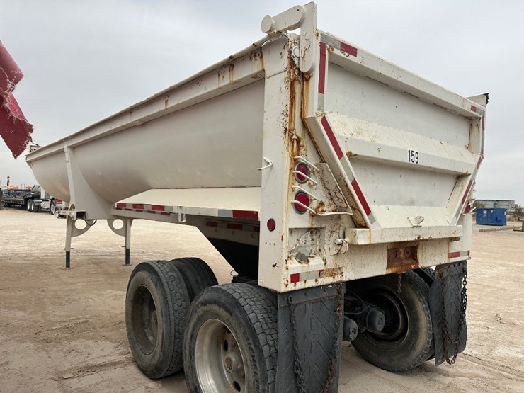 2014-axle-end-dump-image-9