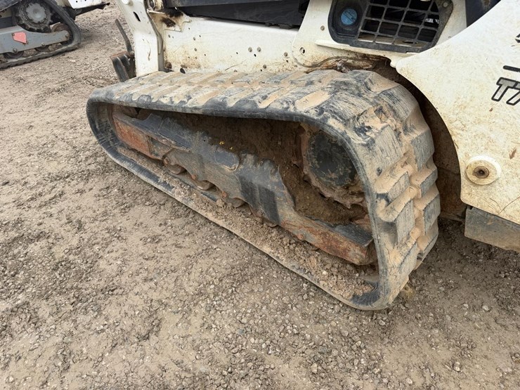 2019-bobcat-t770-image-15