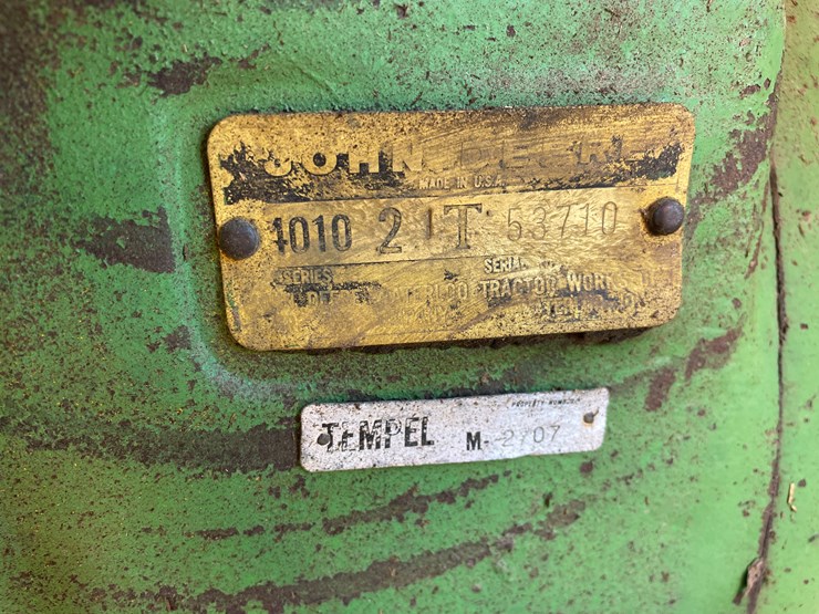 john-deere-4010-image-30