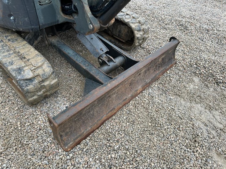 2022-bobcat-e35-image-11