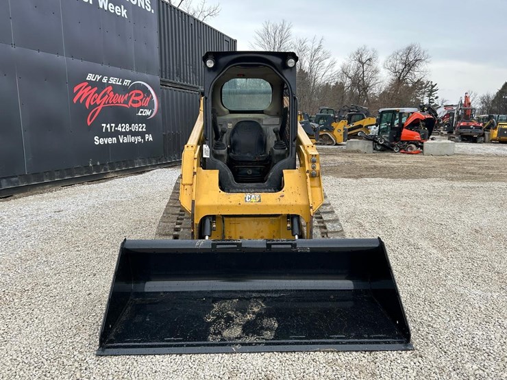 2015-caterpillar-259d-image-7