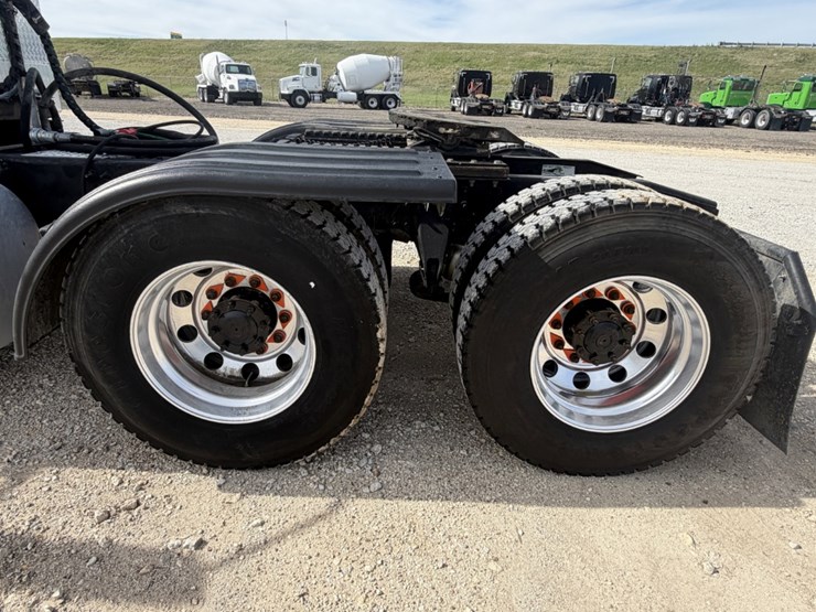 2018-international-lt-image-16