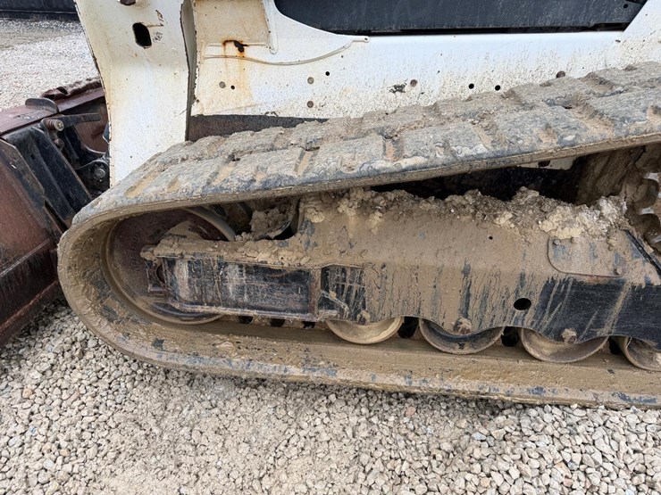 2016-bobcat-t590-image-17