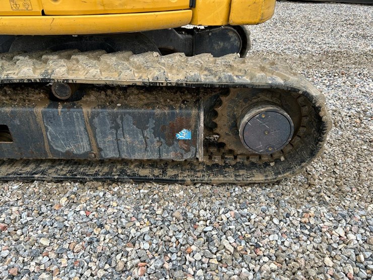 2021-deere-35g-image-18