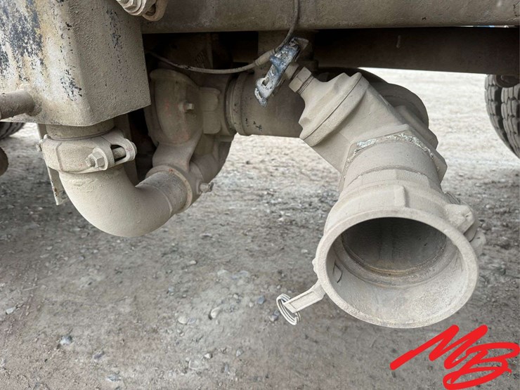 1994-ford-l-image-14