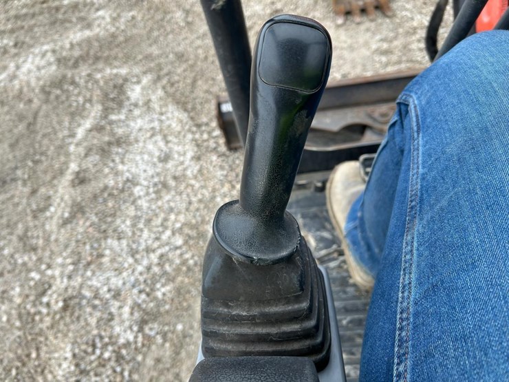 2016-kubota-u35-4-image-25