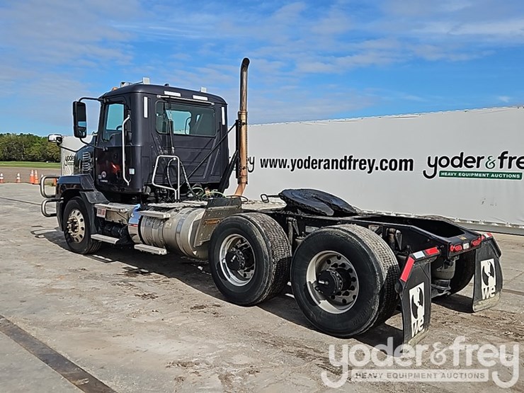 2021-mack-anthem-image-4