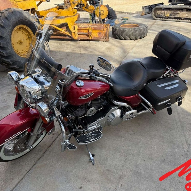 2004 Harley Road King, 2nd Owner, 32,100 Miles