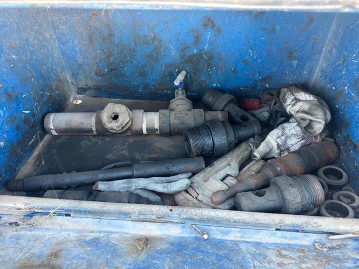 2005-gmc-topkick-c6500-image-9