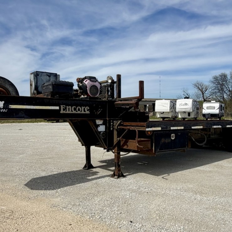 2008 R&R FLATBED WINCH TRAILER