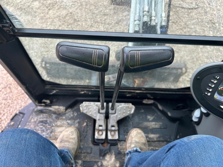 2022-bobcat-e26-image-25