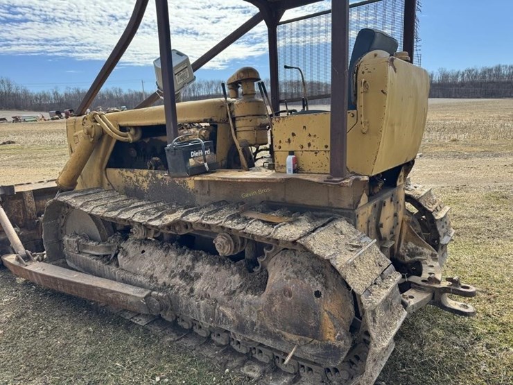 caterpillar-d6-image-12