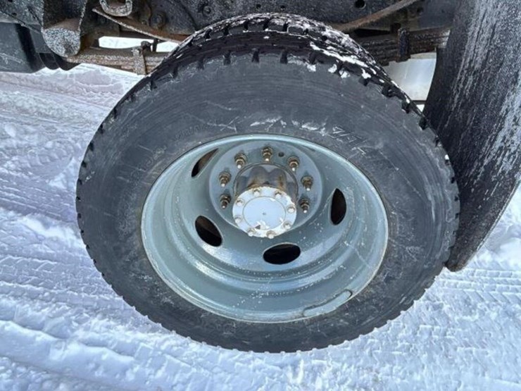 2015-ford-f550-xl-image-62