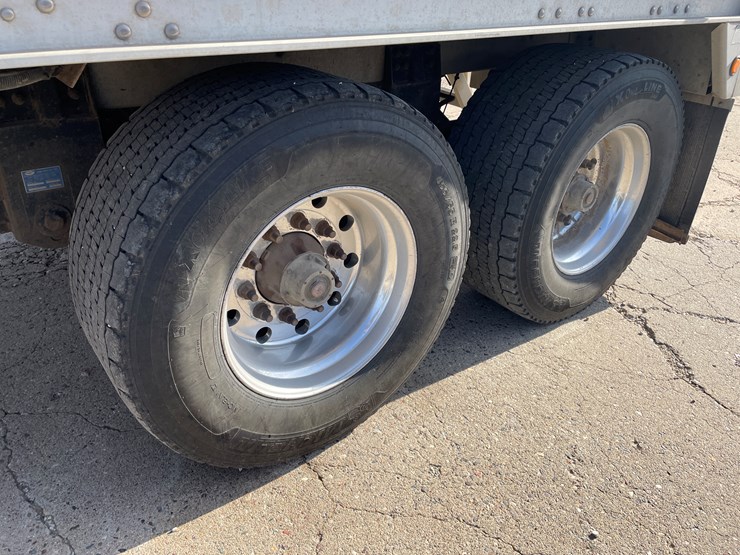 2011-wilson-hopper-bottom-image-14