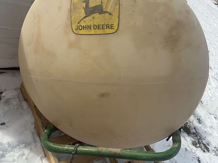 john-deere-220-image-3