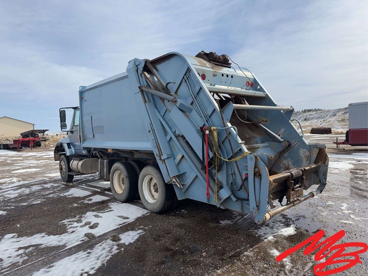 2004-international-7600-image-3