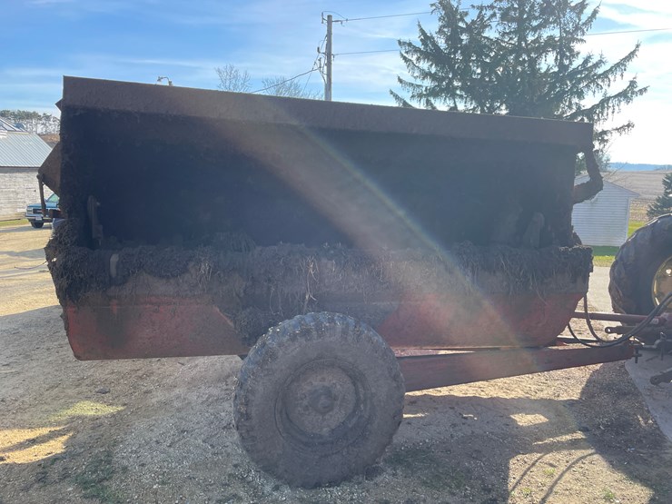 #6016-•-nu-hawk-manure-spreader-image-6