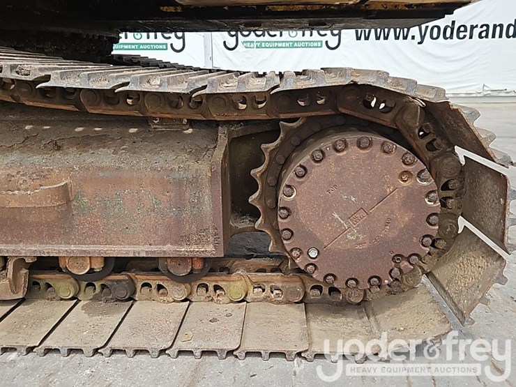 2003-komatsu-pc270-7-image-26