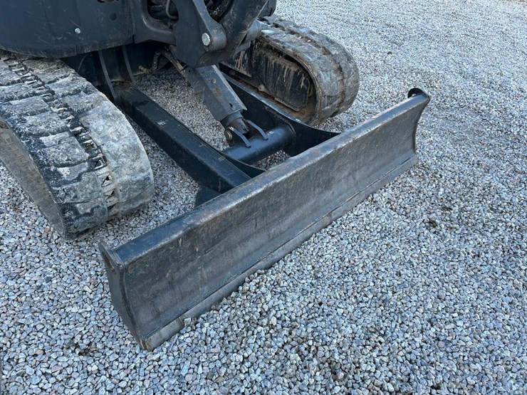 2023-bobcat-e50-image-11