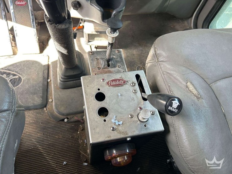 2006-peterbilt-379-image-20