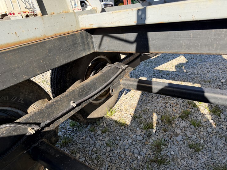 2004-convey-all-bts240-image-13