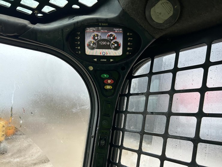 bobcat-t650-image-23