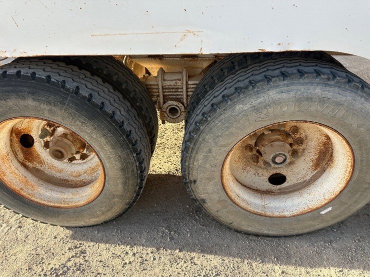 2009-ve-enterprises-vacuum-image-5