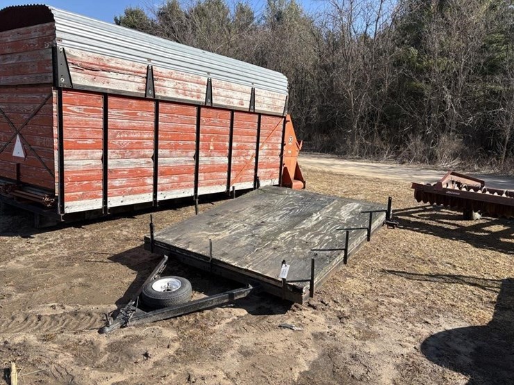 94"x77"-snowmobile-trailer-image-1