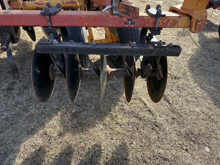 massey-ferguson-580-image-10