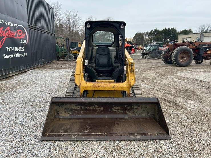 2015-caterpillar-249d-image-8