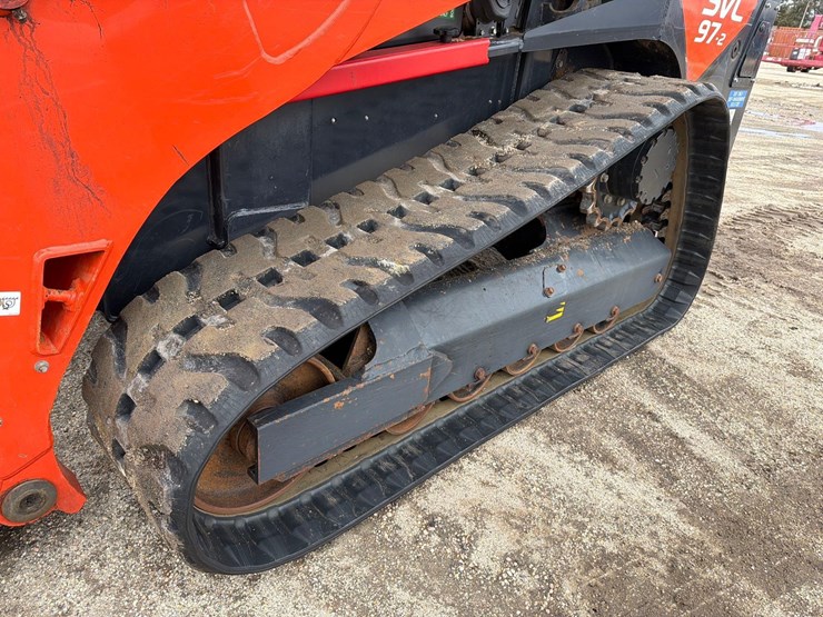 2024-kubota-svl97-2-image-10