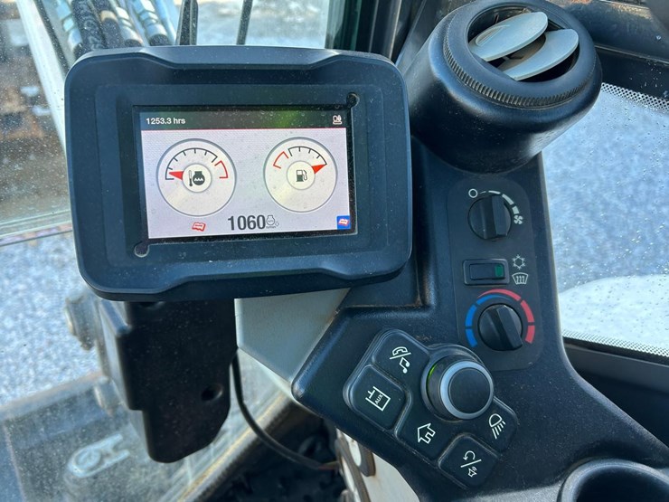 2023-bobcat-e50-image-21