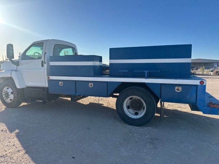 2005-gmc-topkick-c6500-image-8