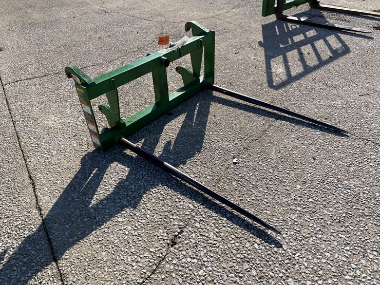 #6051-•-frontier-bale-spear-image-3