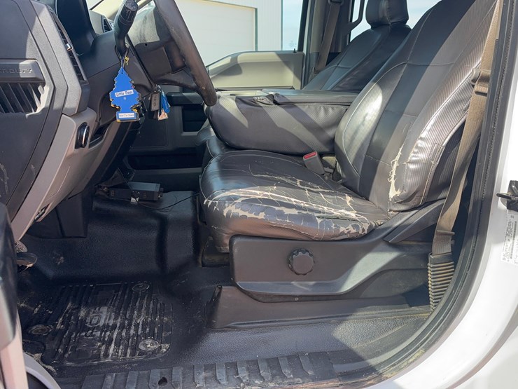 2017-ford-f550-image-13