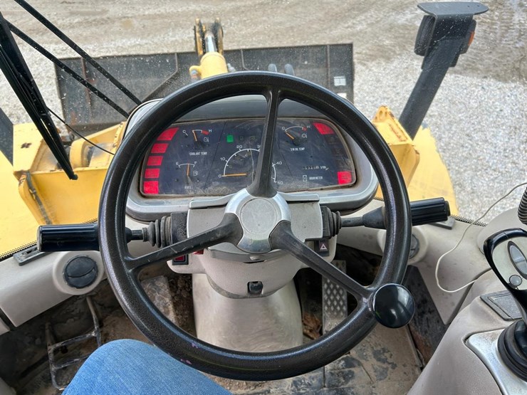 new-holland-lw110-image-19