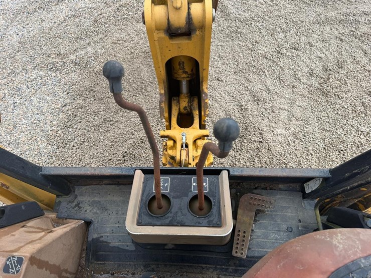 john-deere-310d-image-20