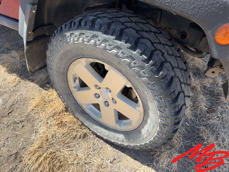 2012-jeep-wrangler-image-15