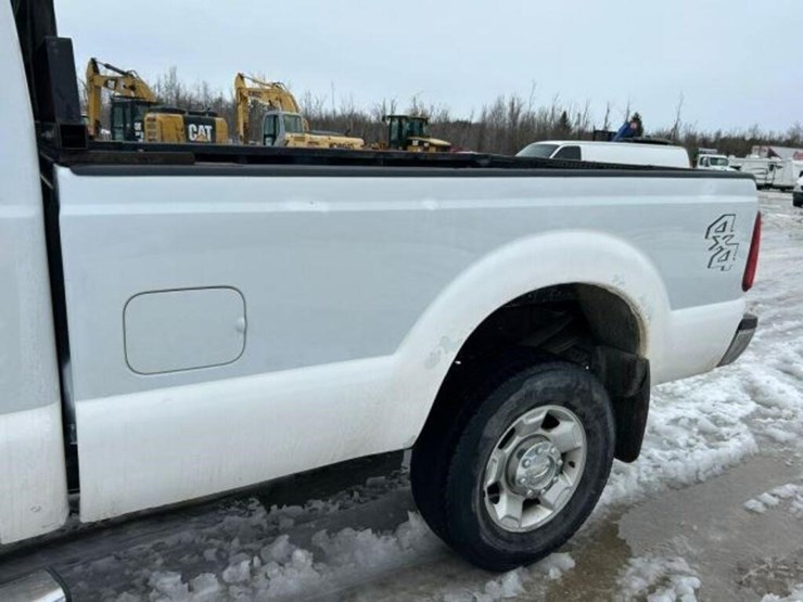 2011-ford-f350-image-54