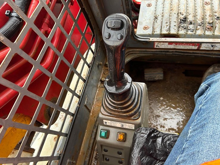 takeuchi-tl12-image-22