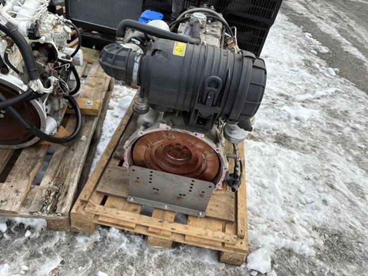 perkins-404d-22t-diesel-engine-image-6