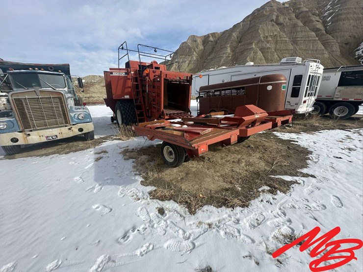 hesston-4900-image-30