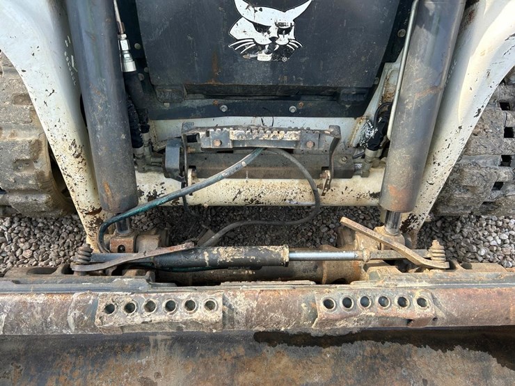 2020-bobcat-t76-image-10