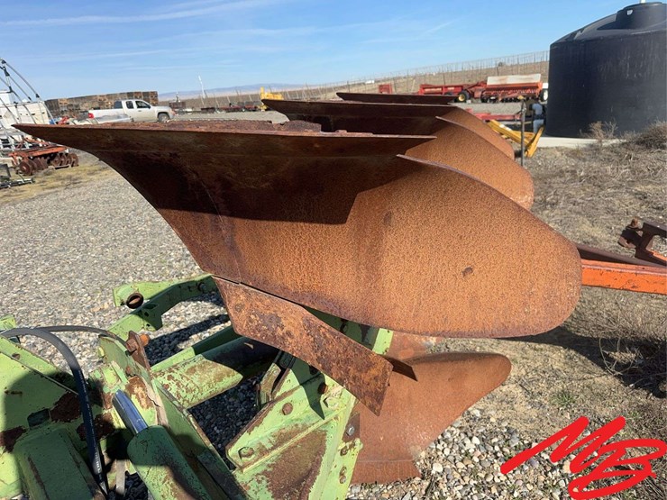 john-deere-4200-image-3