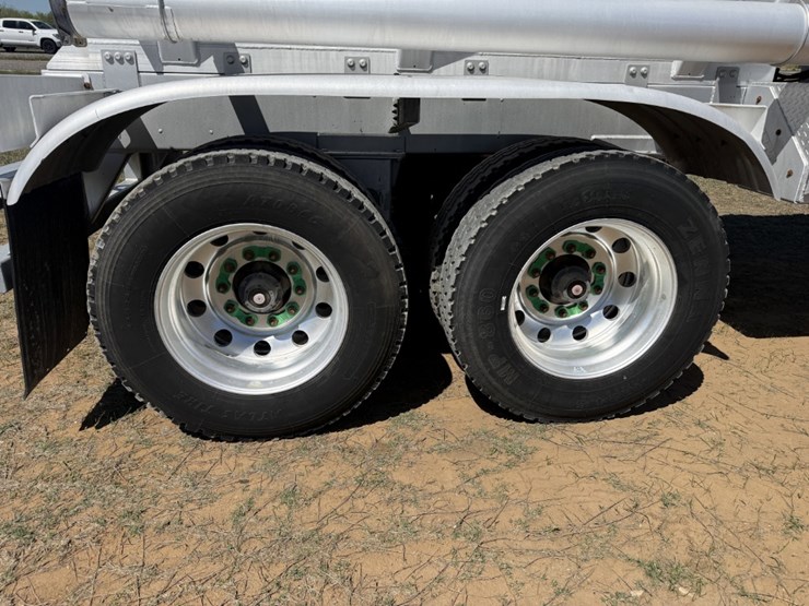 2012-troxell-tanker-image-12