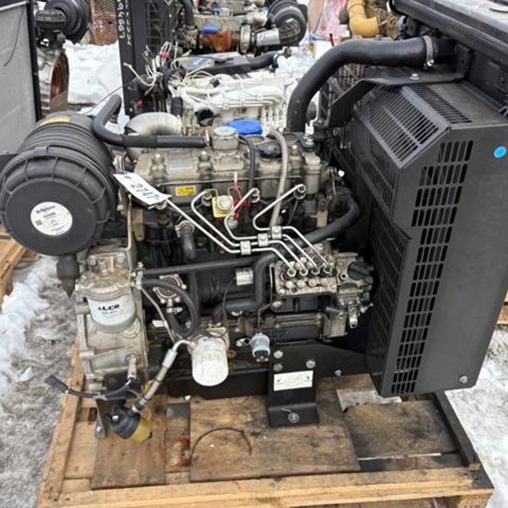 Perkins 404D-22T Diesel Engine